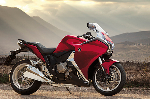 '12VFR1200F/DCT